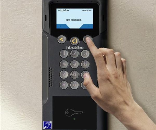 Only-one-NL-mise-en-situation-face-2